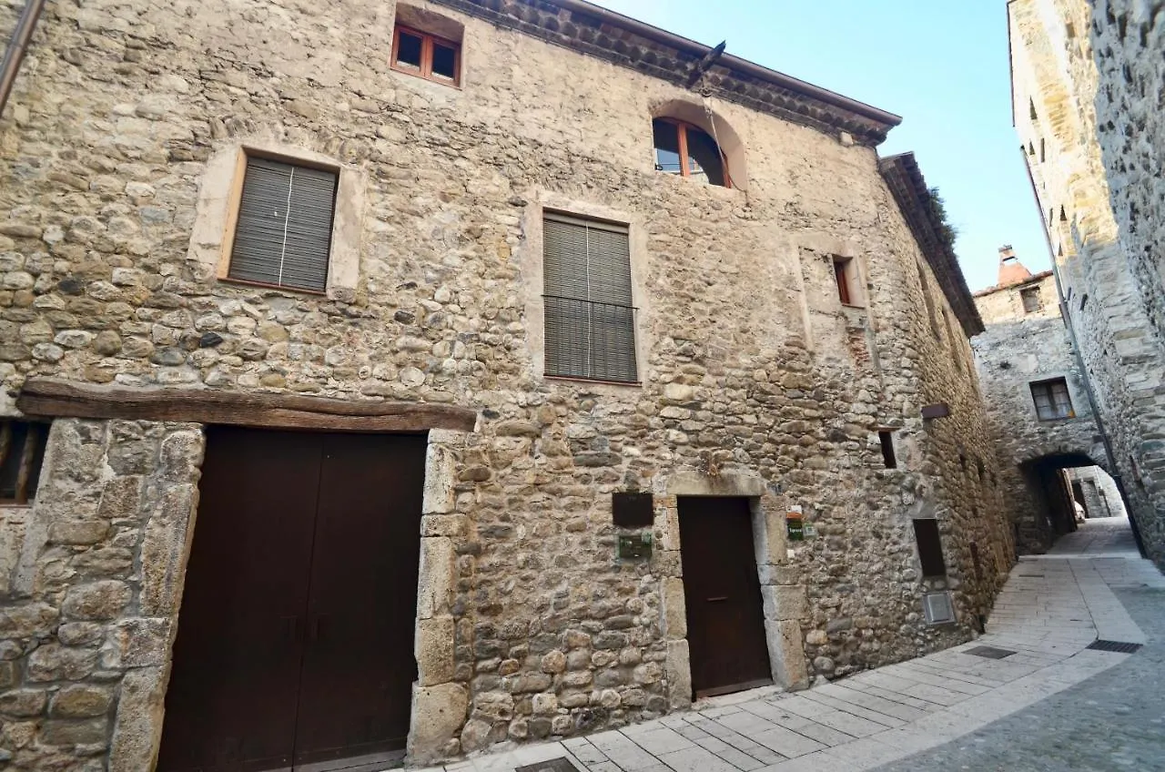 Can Fruitos - Alojamiento Rural En Besalu Spain